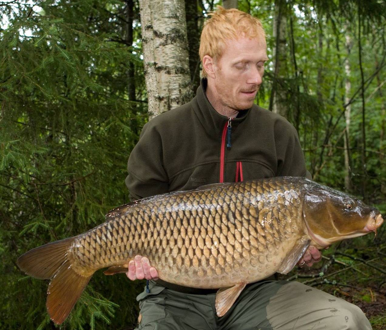 Esbjörn Möllerström med en fin fjällkarp