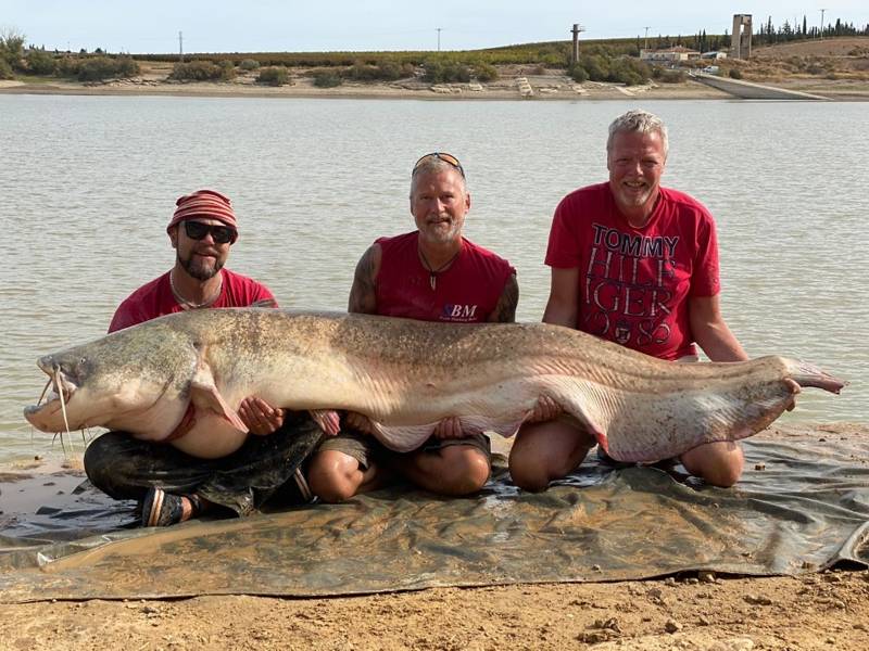Jocke med en galet stor mal från Ebro