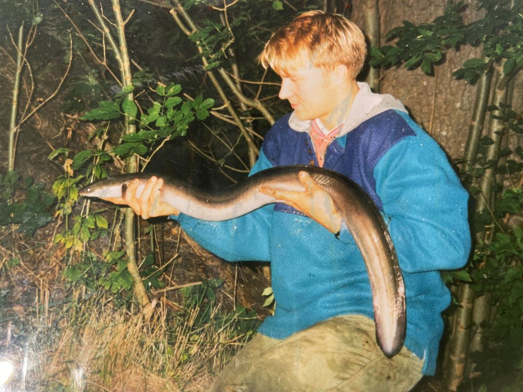 Anders Lilja med en ål på 2700 gram